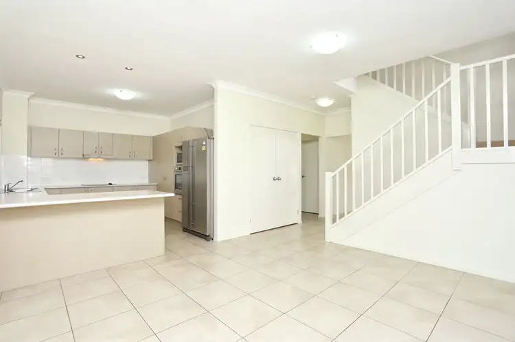 Third view of Homely townhouse listing, 19/20 Rosella Close, Calamvale QLD 4116