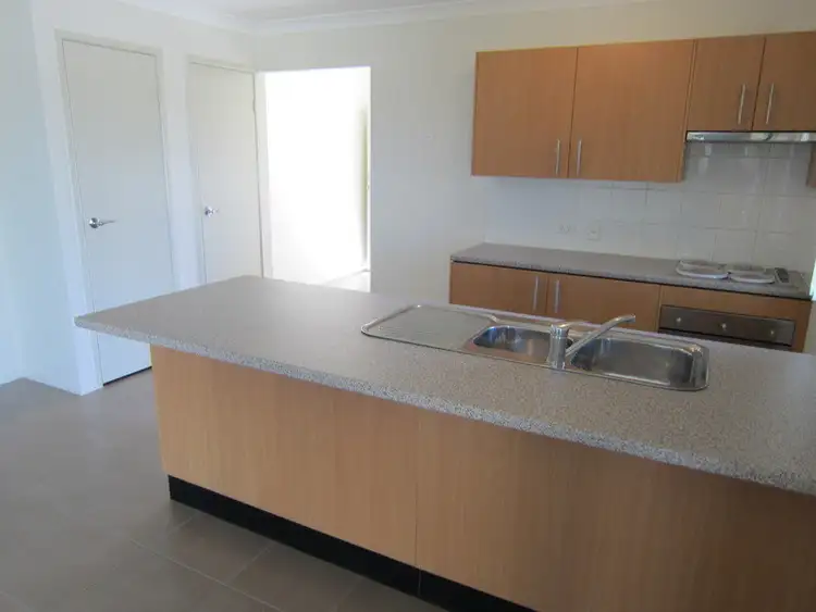 Sixth view of Homely house listing, 2 Burswood Close, Wulkuraka QLD 4305
