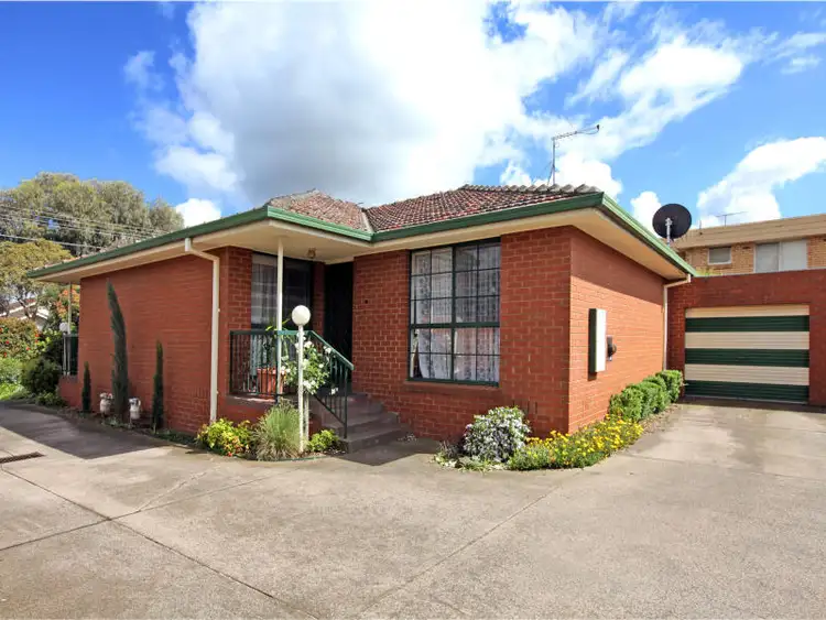 2/40 Royal Pde, Pascoe Vale South VIC 3044