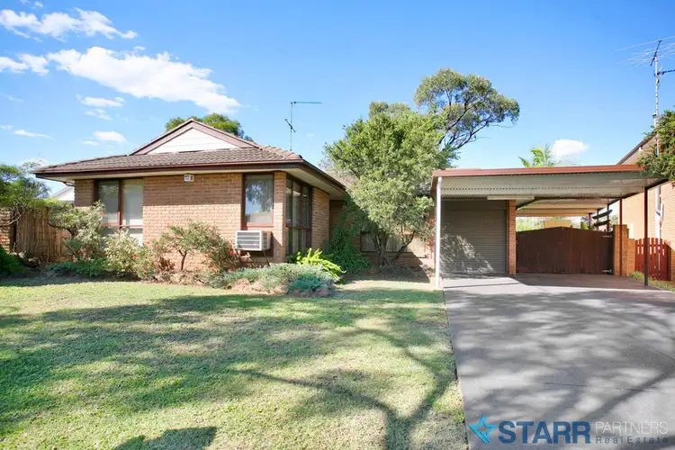 2 Cadell Glen, St Clair NSW 2759