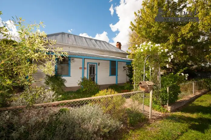 4 Black Street, Culcairn NSW 2660