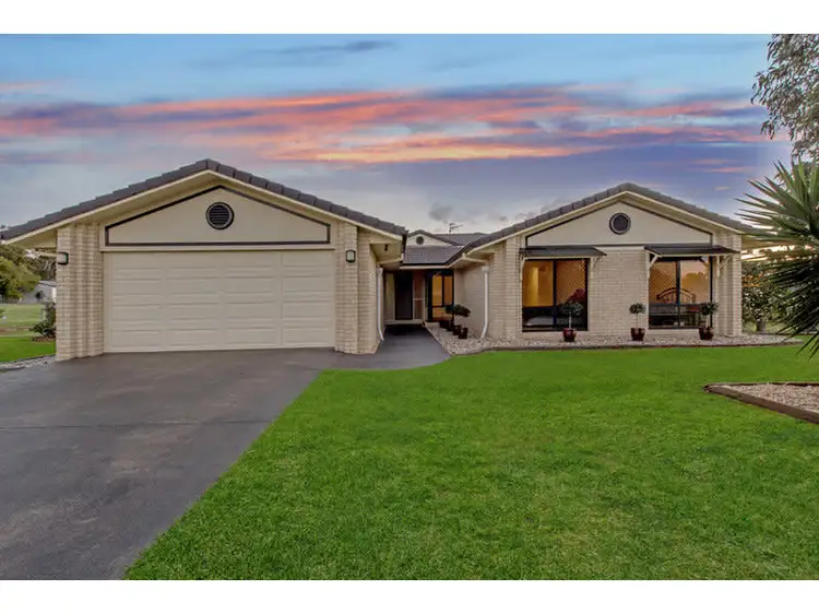 3 Mercedes Drive, Highfields QLD 4352