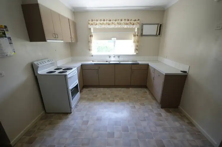 Third view of Homely house listing, 1/335 Wood St, Deniliquin NSW 2710