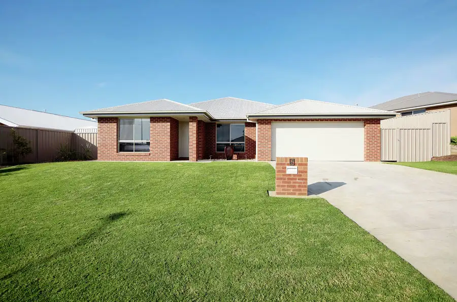 Main view of Homely house listing, 5 Pooginook Place, Bourkelands NSW 2650