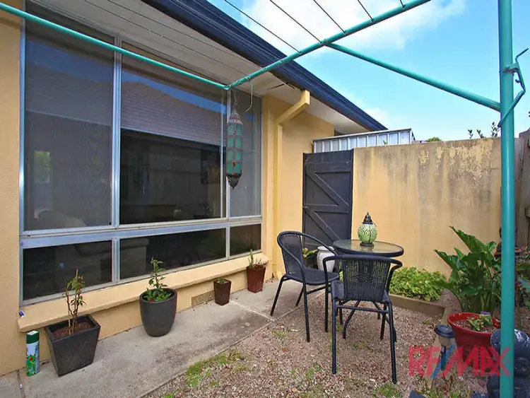 Fifth view of Homely unit listing, 2/18 The Crest, Frankston South VIC 3199