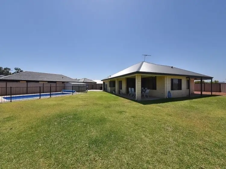 19 Heidelberg Corner, Wanneroo WA 6065