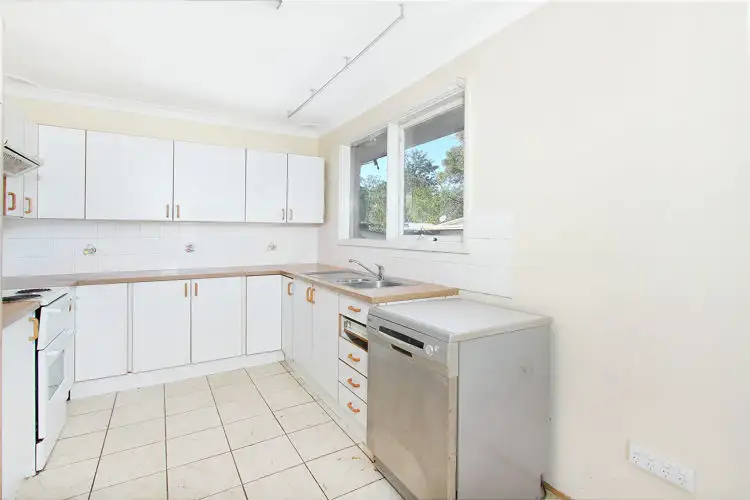 Second view of Homely house listing, 11 Kisdon Crescent, Prospect NSW 2148