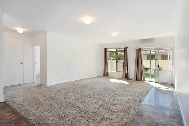 Third view of Homely semi-detached listing, 4 Alice Street, Tamworth NSW 2340