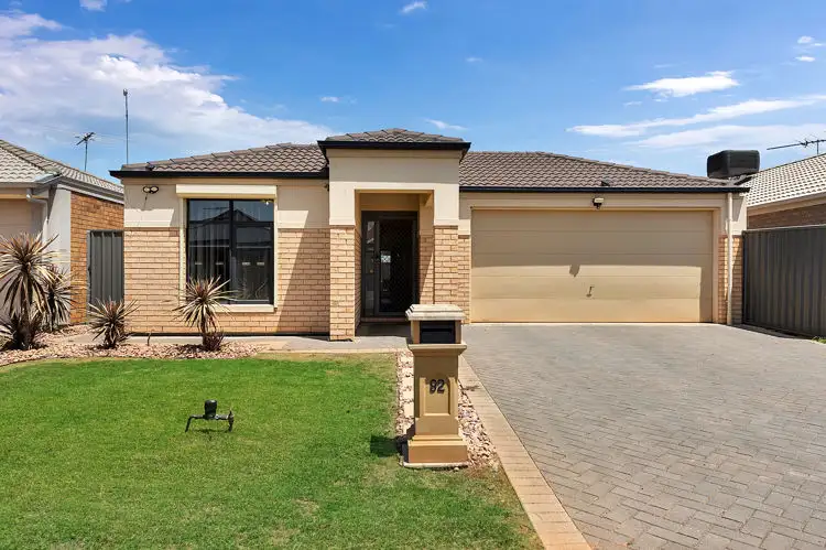 92 Lakeside Drive, Andrews Farm SA 5114