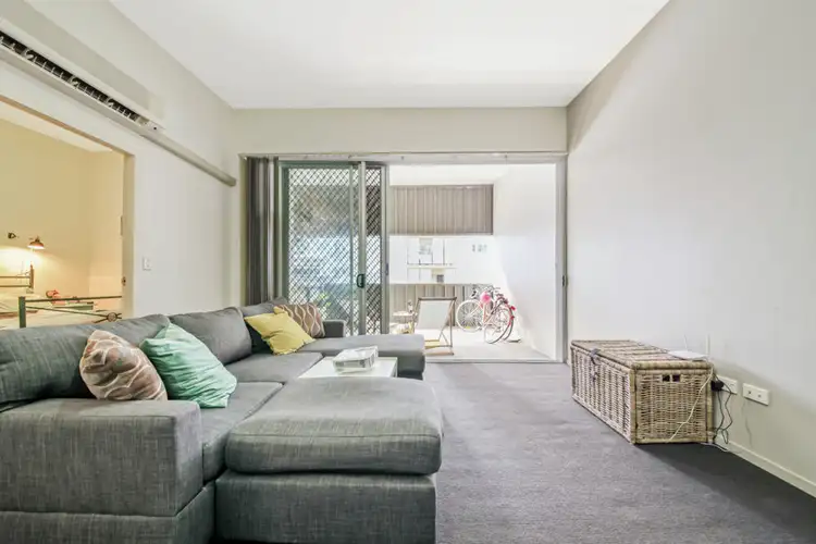 Fourth view of Homely unit listing, 303/28 Masters Street, Newstead QLD 4006