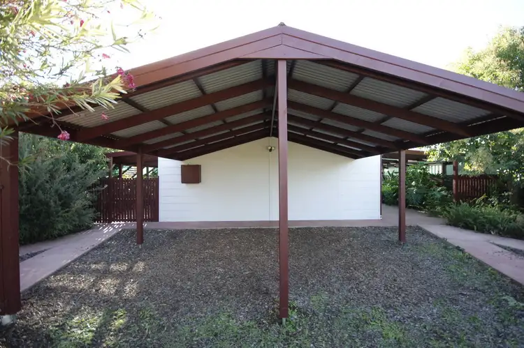 93 Macauley St, Deniliquin NSW 2710