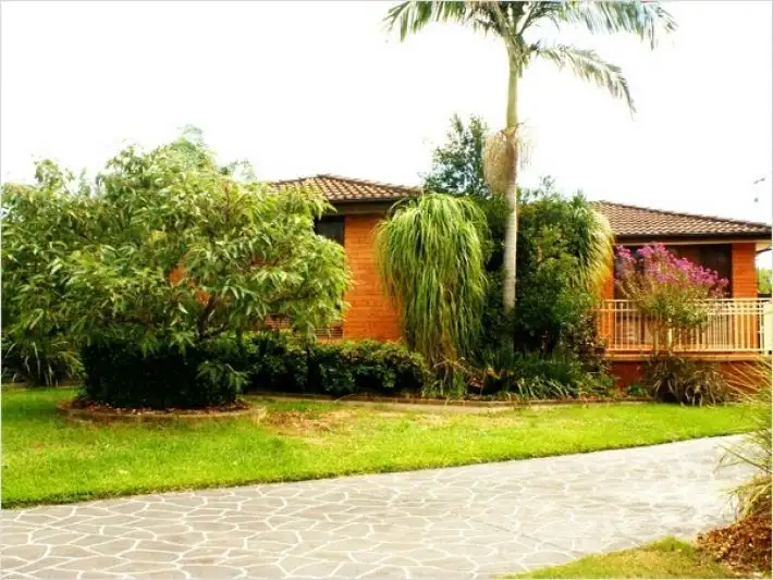 3 Hay Close, St Clair NSW 2759