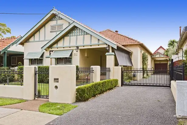 52 Skelton Street, Hamilton East NSW 2303