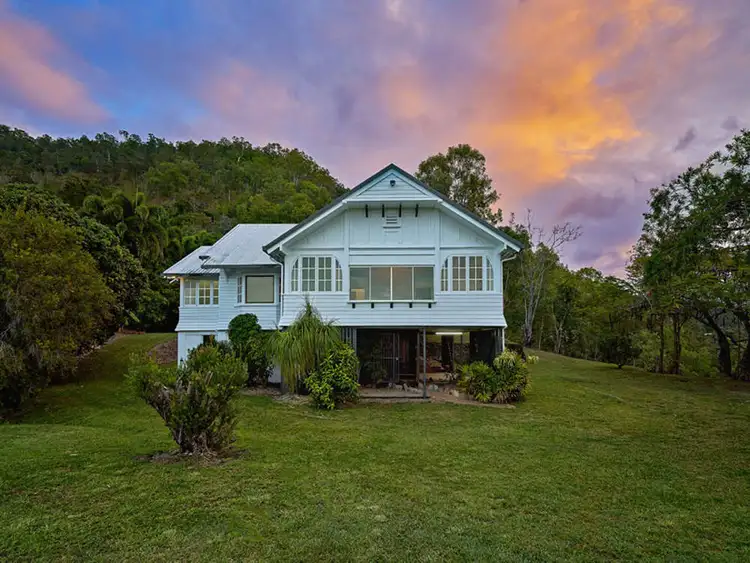 2-6 Behan Street, Stratford QLD 4870