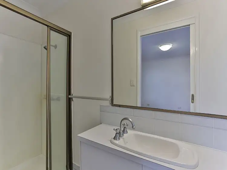 Sixth view of Homely house listing, 1 Roderic Court, Mount Lofty QLD 4350