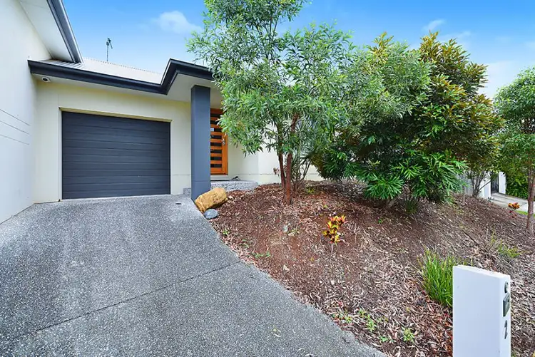 2 Bushland Place, Maudsland QLD 4210