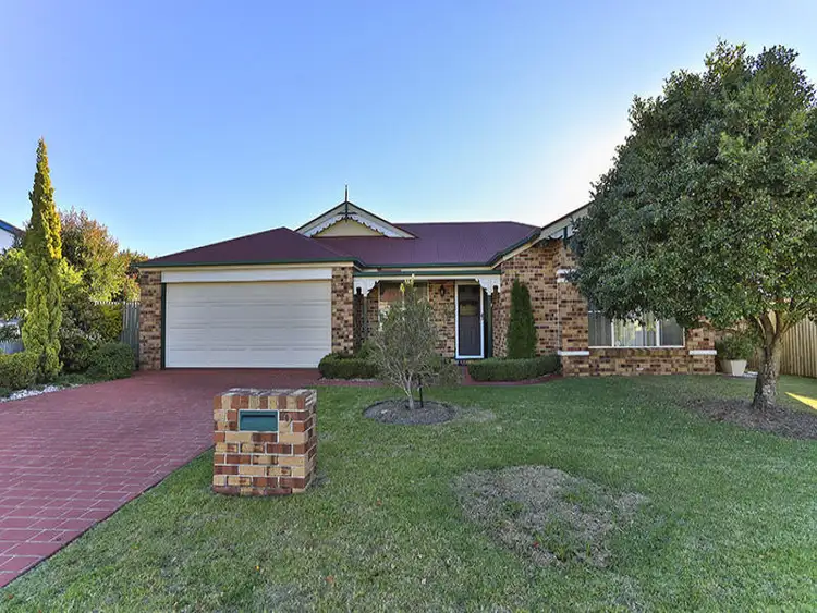9 Winton Court, Middle Ridge QLD 4350