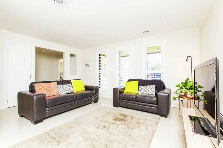 Second view of Homely house listing, 6 Ilex Street, Lake Albert NSW 2650