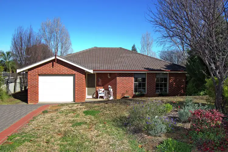 12 James Place, Tamworth NSW 2340