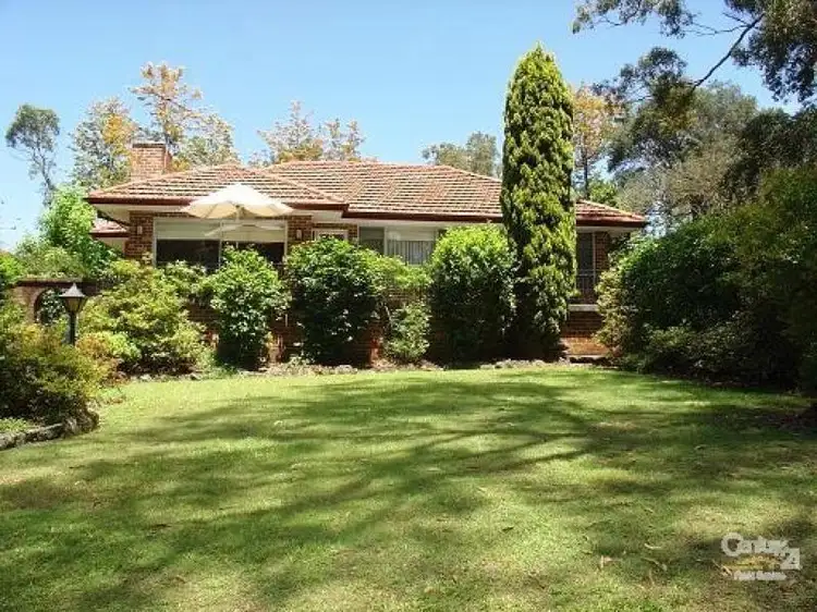 11 Boorea Street, Blaxland NSW 2774
