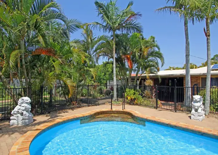 52-54 Garden Drive, Urangan QLD 4655