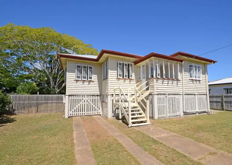 43 Shell Street, Urangan QLD 4655
