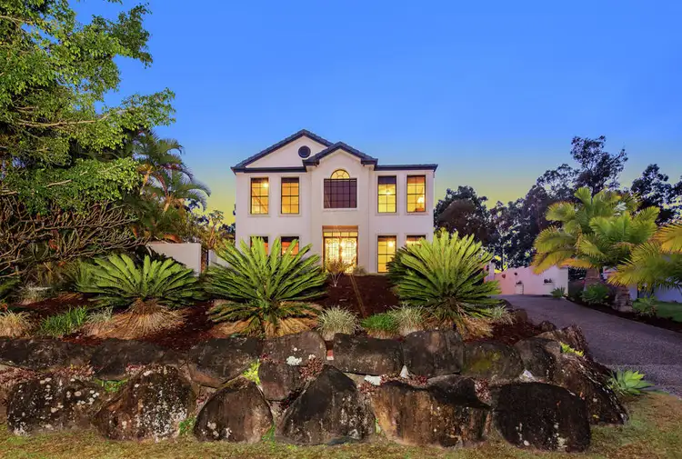 17 CHICHESTER DRIVE, Arundel QLD 4214