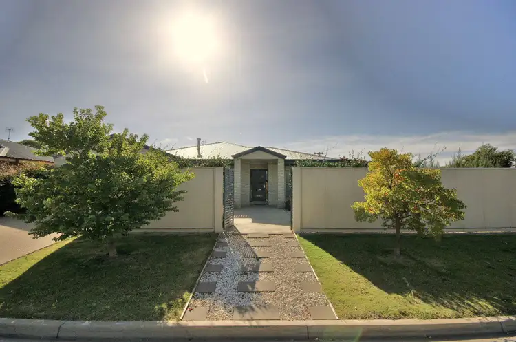 1 Thomas Court, Deniliquin NSW 2710