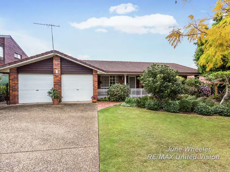 8 Laglan Street, Carindale QLD 4152