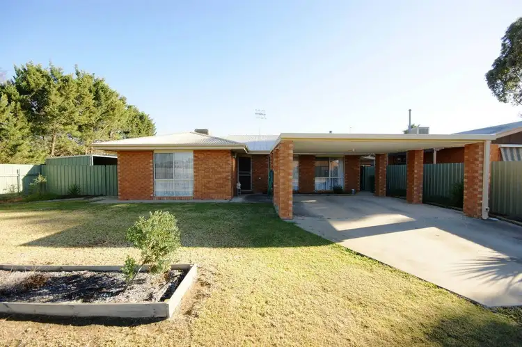 125 Ross St, Deniliquin NSW 2710
