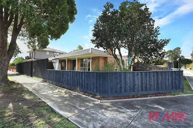 16 Regal Avenue, Hallam VIC 3803