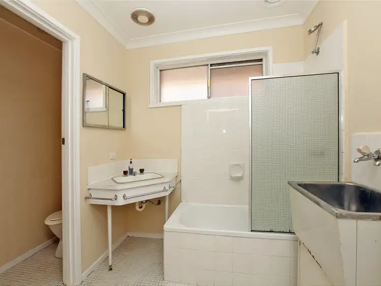 Second view of Homely villa listing, 5/71 Heller St, Brunswick West VIC 3055