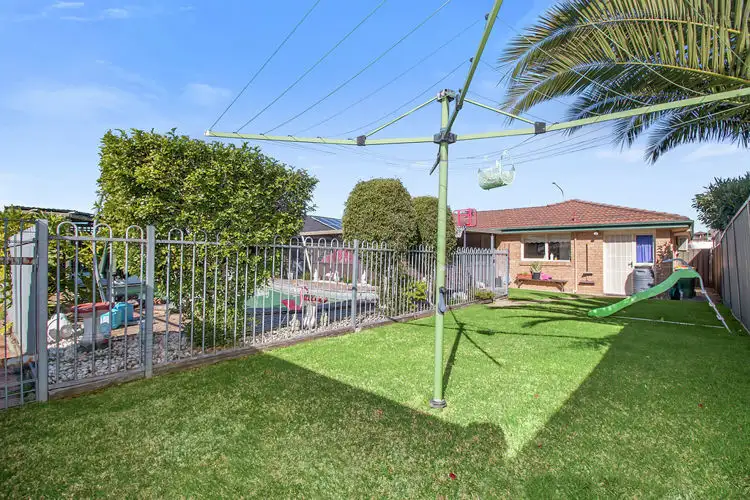 Fifth view of Homely house listing, 17 Richards Road, Wakeley NSW 2176
