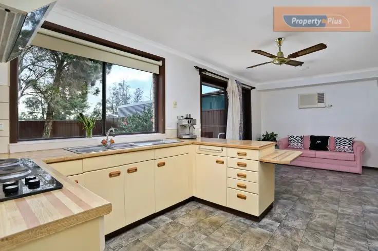 Fourth view of Homely house listing, 3 Hanna Place, Oakhurst NSW 2761