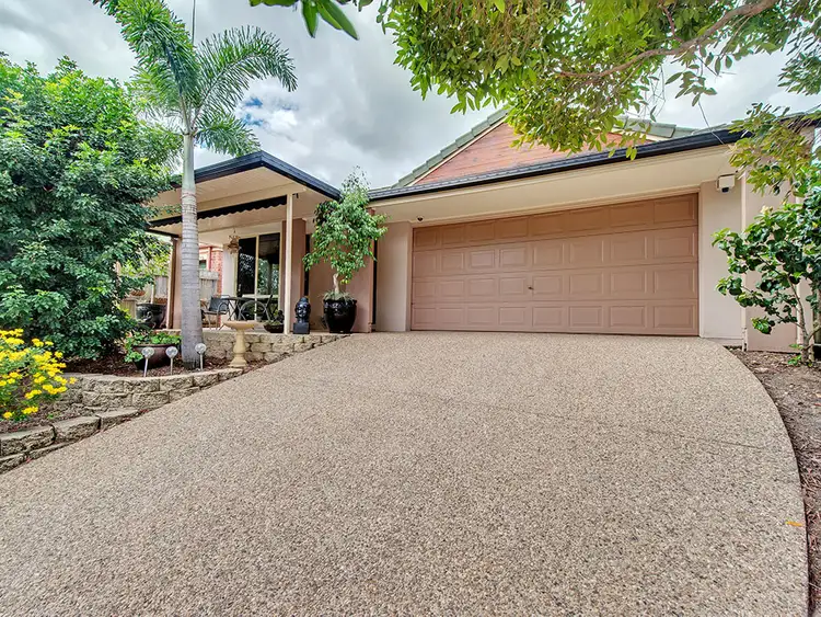 31 Pacific Parade, Forest Lake QLD 4078