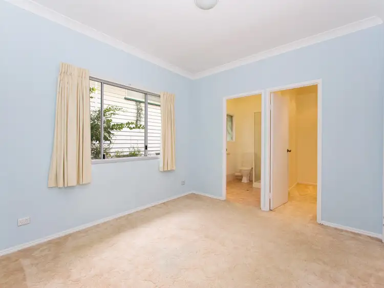 Sixth view of Homely house listing, 119 McIlwraith Ave, Norman Park QLD 4170