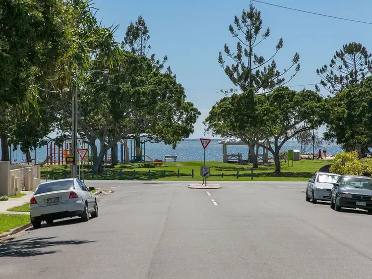 Seventh view of Homely apartment listing, 2/15 Charlotte Street, Wynnum QLD 4178