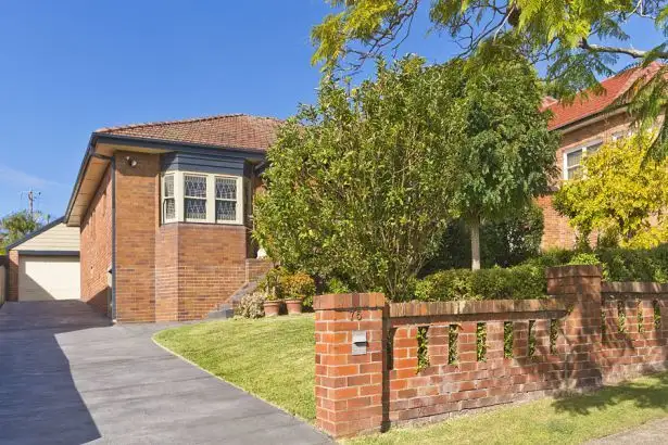 75 Date Street, Adamstown NSW 2289