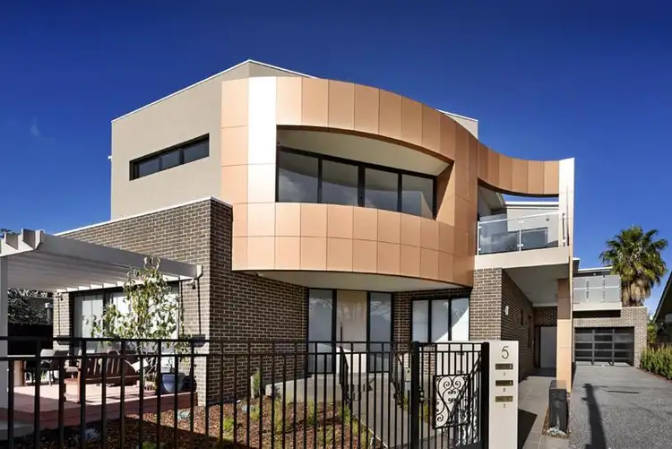 2/5 Kinnoul Avenue, Caulfield North VIC 3161