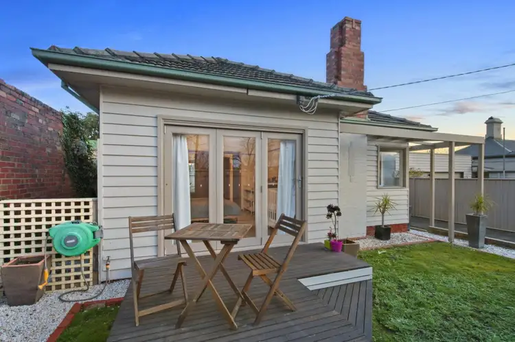 403 Howitt Street, Soldiers Hill VIC 3350