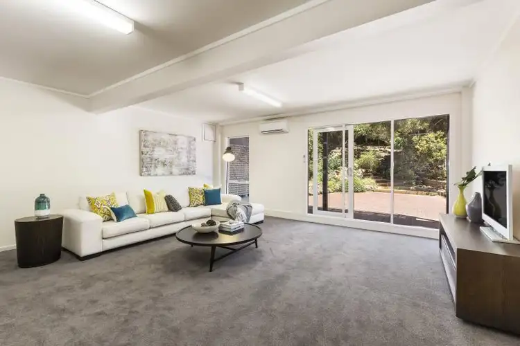 Seventh view of Homely house listing, 2 Orchard Lane, Mount Eliza VIC 3930