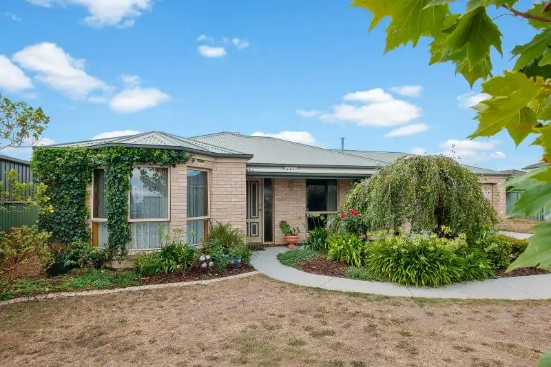 Main view of Homely house listing, 2 Jenna Court, Invermay VIC 3352