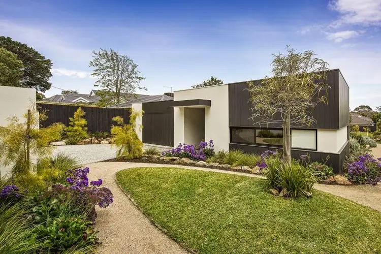 62 Wimbledon Avenue, Mount Eliza VIC 3930
