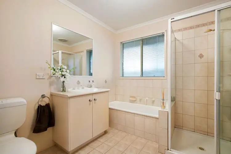 Fifth view of Homely unit listing, 10 Maldon Terrace, Forest Hill VIC 3131