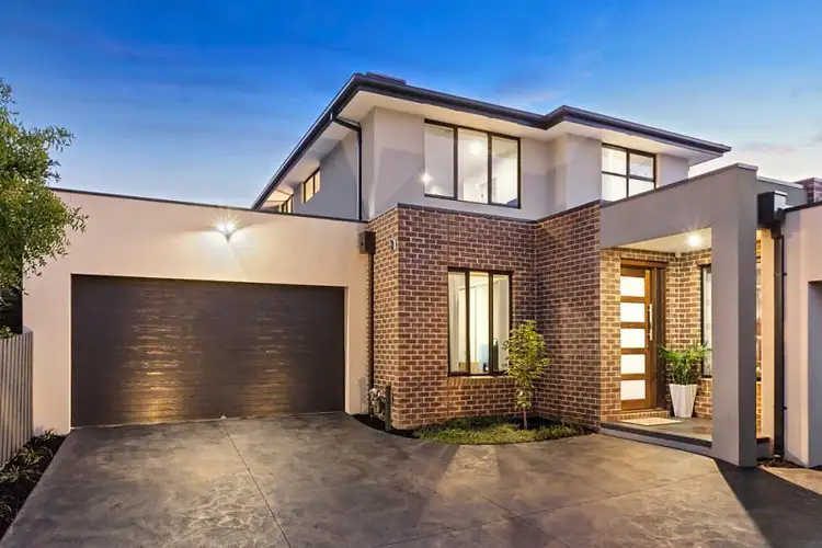 2/12 Wilton Street, Blackburn North VIC 3130