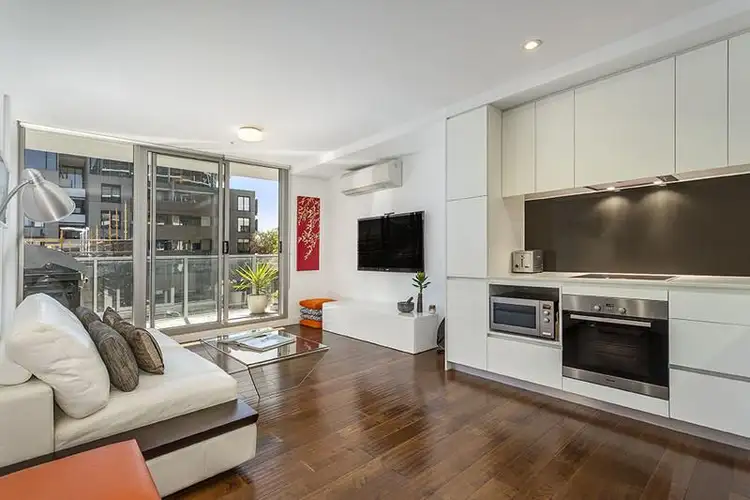 331/70 Nott Street, Port Melbourne VIC 3207