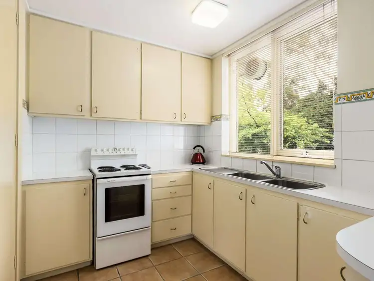 Fourth view of Homely apartment listing, 2/5 Grandview Grove, Hawthorn East VIC 3123