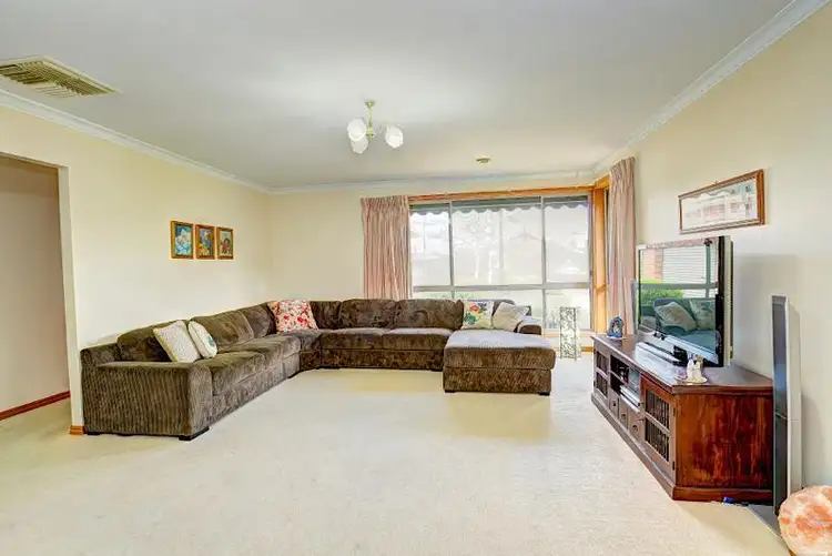 Fifth view of Homely house listing, 24 Robertson Drive, Alfredton VIC 3350