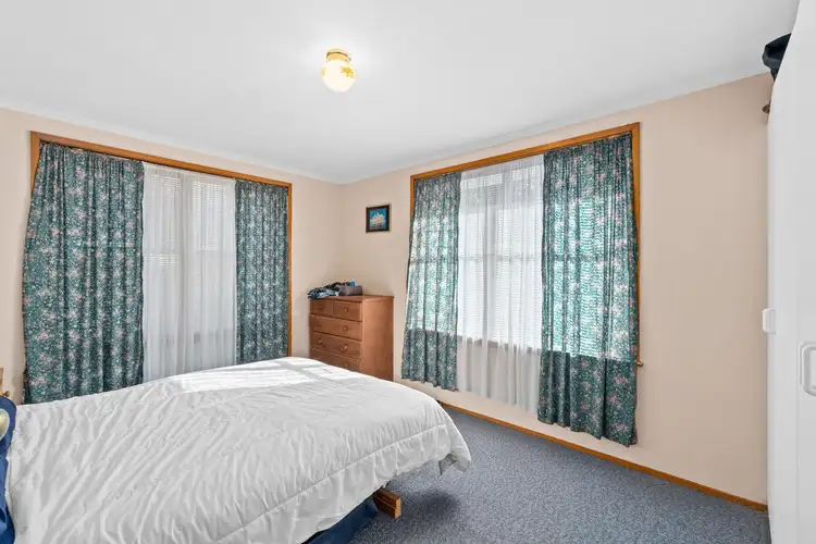 Fifth view of Homely house listing, 6 Wickham Court, Heyfield VIC 3858