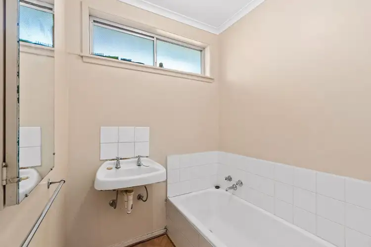 Sixth view of Homely house listing, 6 Wickham Court, Heyfield VIC 3858